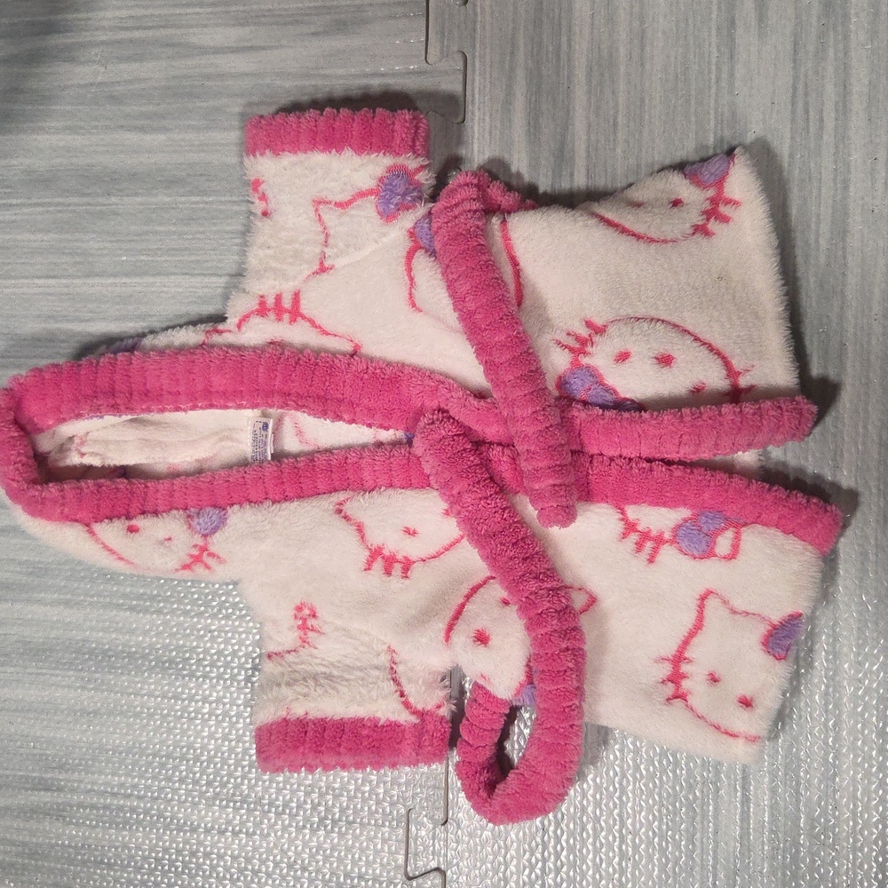 Build-A-Bear Hello Kitty Pink and White Plush Toy Robe Sleepwear